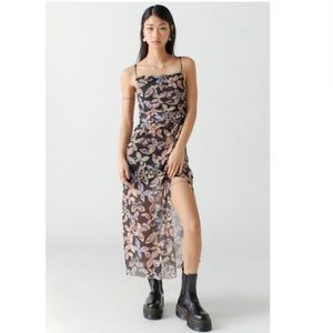🦋💕Urban Outfitters midi butterfly dress 🦋💕 size M!